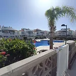 Beautiful With Pool And Wifi Apartment