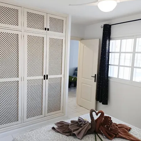 Beautiful With Pool And Wifi Apartment *