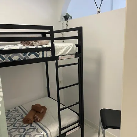 Beautiful With Pool And Wifi Apartment