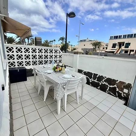 Relax In - Pool & Free Parking Apartament *